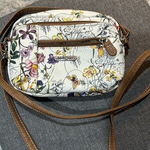 Multi Sac Crossbody Bag